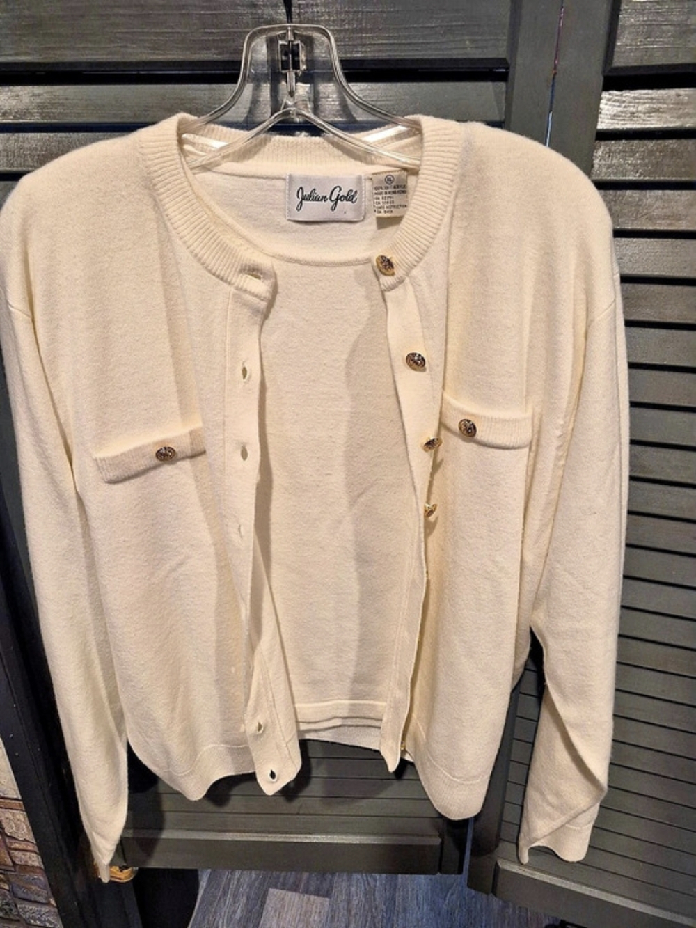 VINTAGE Julian Gold Cardigan Gold-Tone Buttons Cream XL